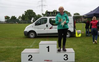 Preis_fr_Irena_Prosek_als_lteste_Teilnehmerin